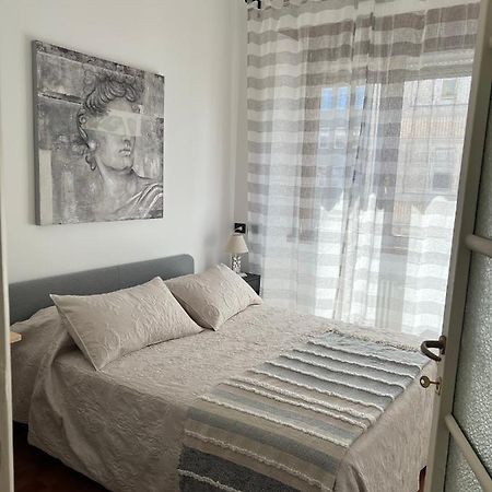 Rebecca'S Milano Collection: Repubblica Apartment Luaran gambar