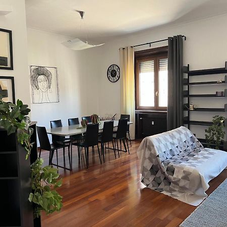 Rebecca'S Milano Collection: Repubblica Apartment Luaran gambar