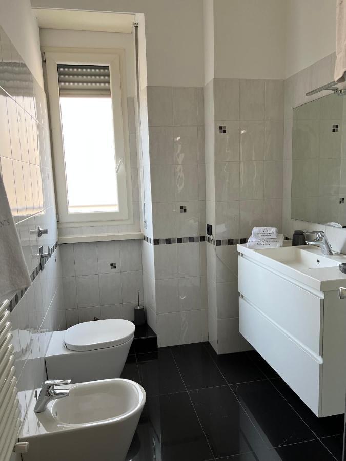 Rebecca'S Milano Collection: Repubblica Apartment Luaran gambar