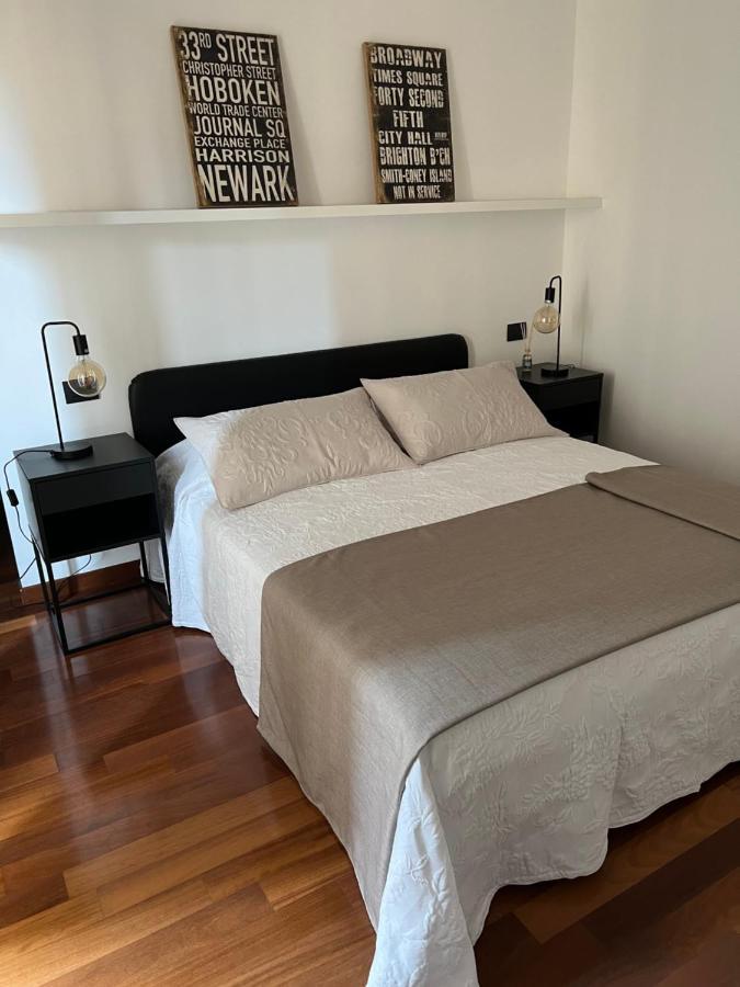 Rebecca'S Milano Collection: Repubblica Apartment Luaran gambar